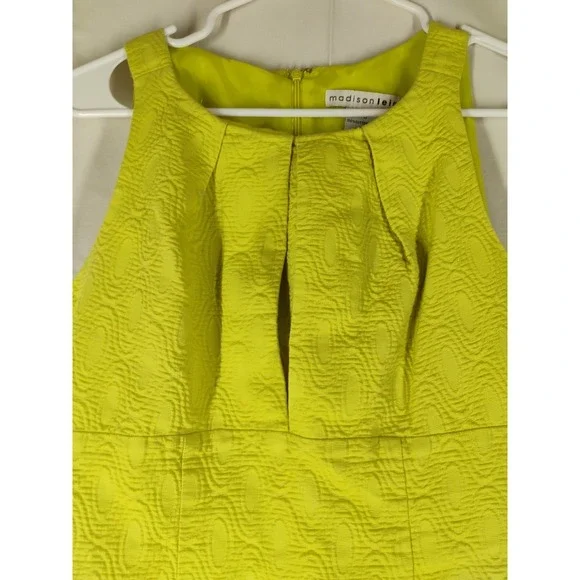 Madison Leigh Women's Size 8 Yellowish Green Sleeveless Dress Mid Length - Picture 5 of 10